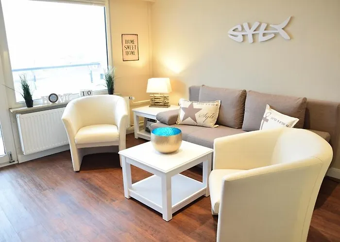 Schönes neues hochwertig renoviertes 2-Zimmer Appartement in der 4. Etage.