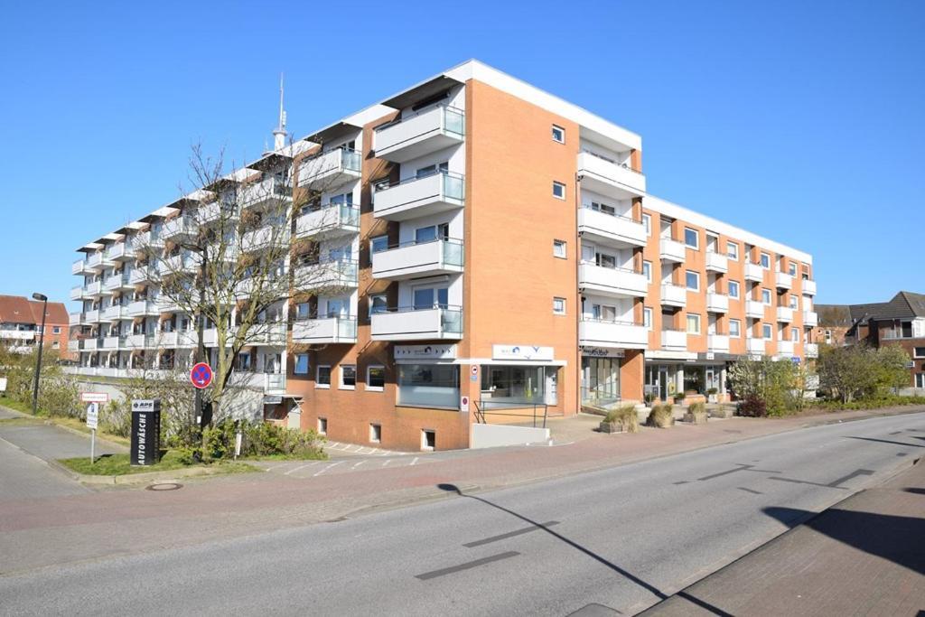 Schönes Neues Hochwertig Renoviertes 2-zimmer In Der 4. Etage. *