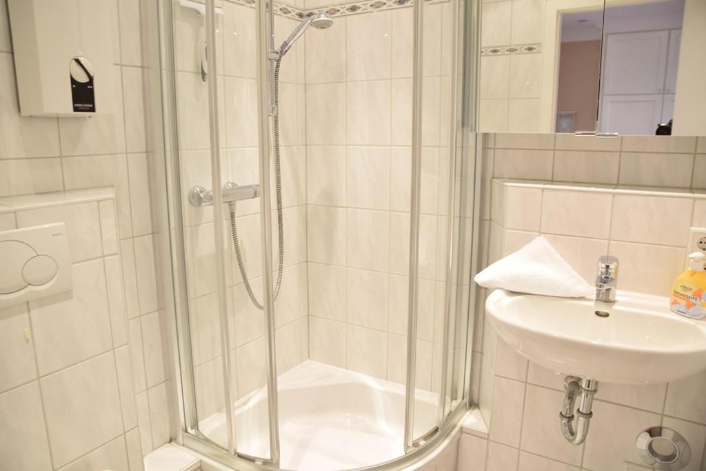 Schönes Neues Hochwertig Renoviertes 2-zimmer In Der 4. Etage. * Westerland