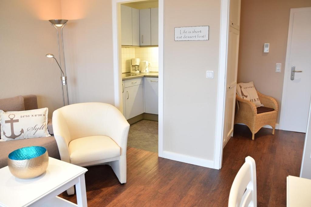 Apartment Schönes Neues Hochwertig Renoviertes 2-zimmer In Der 4. Etage. Westerland